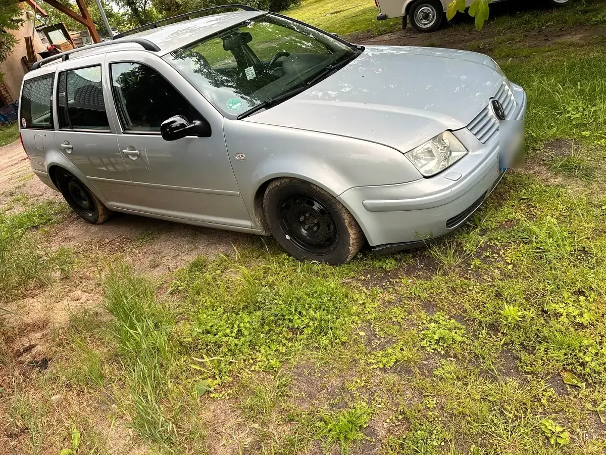 Gebraucht VW Bora 101 PS (74 kW) 1999 Silber Kombi