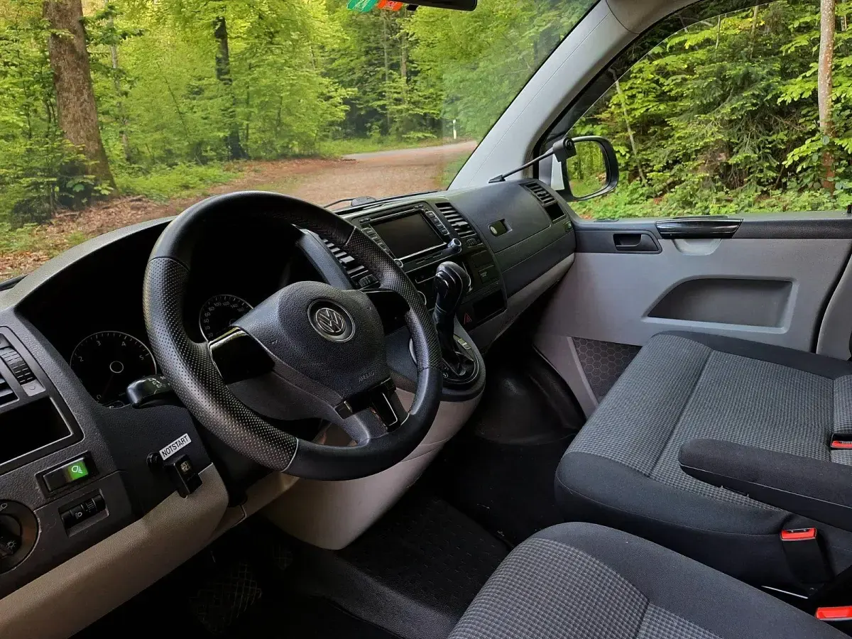 Usado VW Caravelle 140 CV (102 kW) 2010 Blanco Van