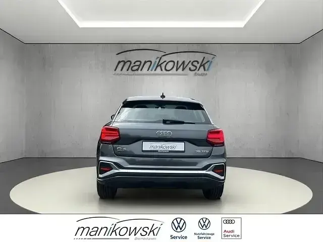 Używany Audi Q2 S-Line 110 KM (80 kW) 2025 Szary SUV