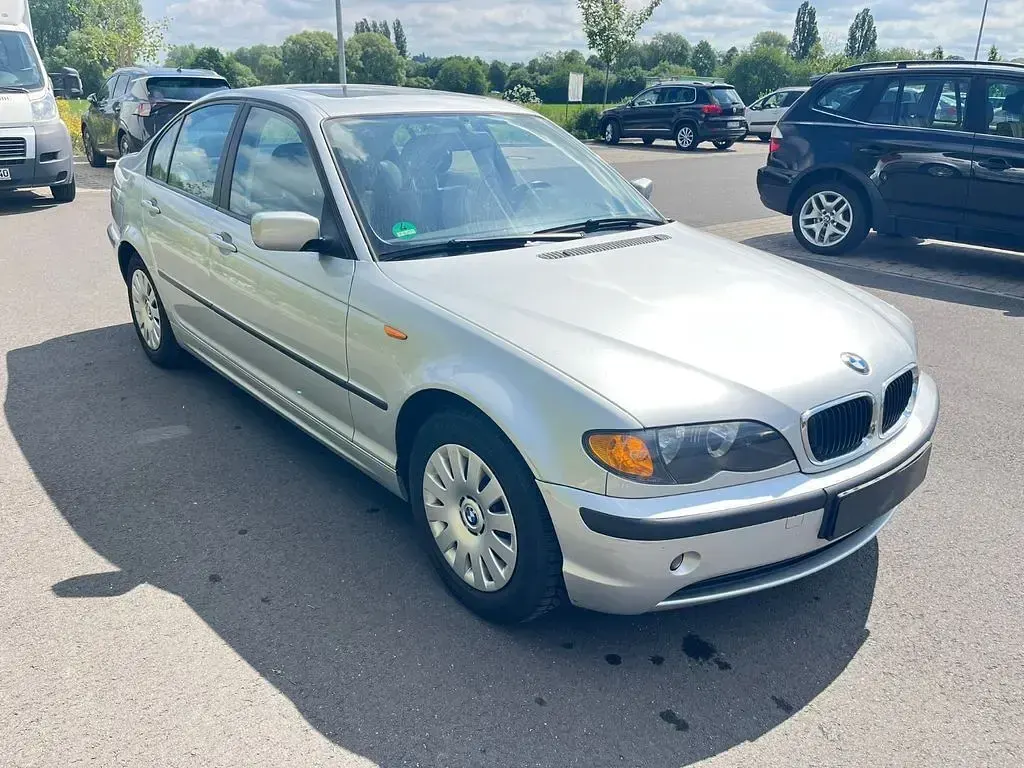 Gebraucht BMW 316 116 PS (85 kW) 2003 Silber Limousine