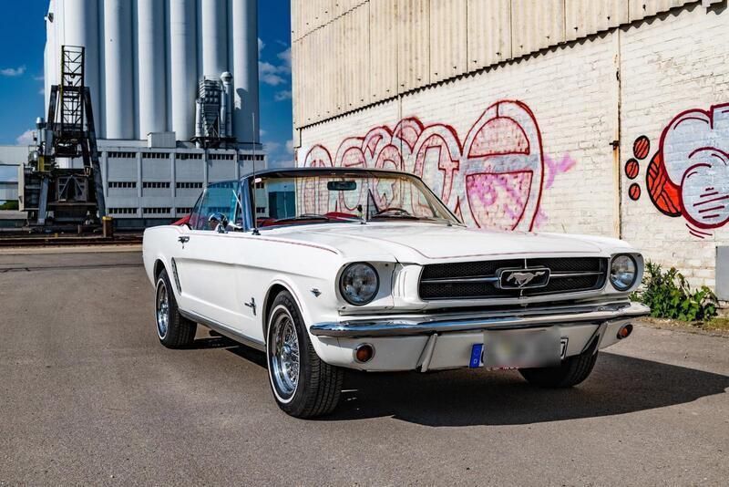 Gebraucht 1994 Ford Mustang Convertible Cabrio | 34.990 € - Bild 1/4