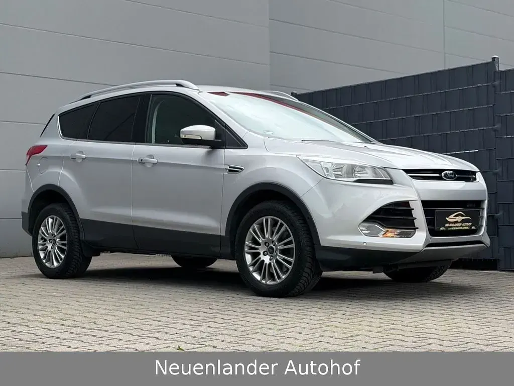 Gebraucht Ford Kuga Titanium 140 PS (102 kW) 2013 Silber SUV