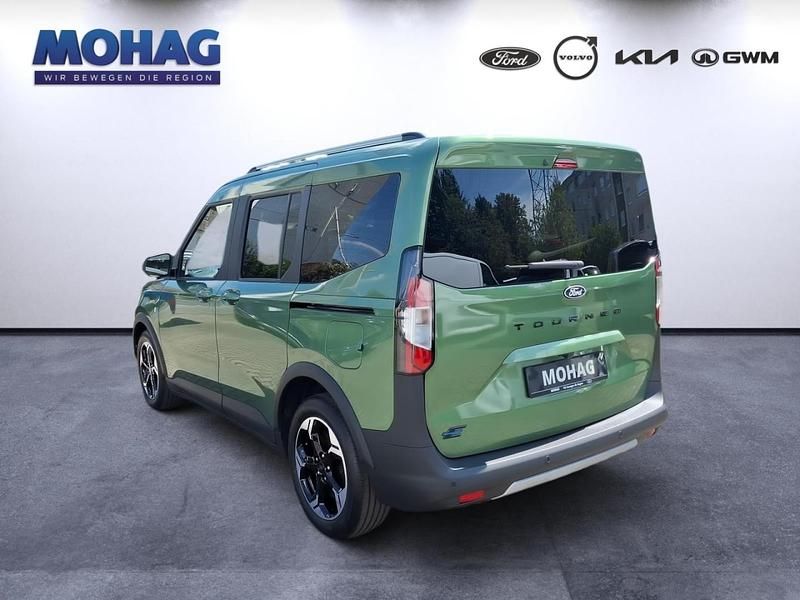 Neu Ford Tourneo Courier Active 100 kW (136 PS) 2025 Gruen Van / Kleinbus