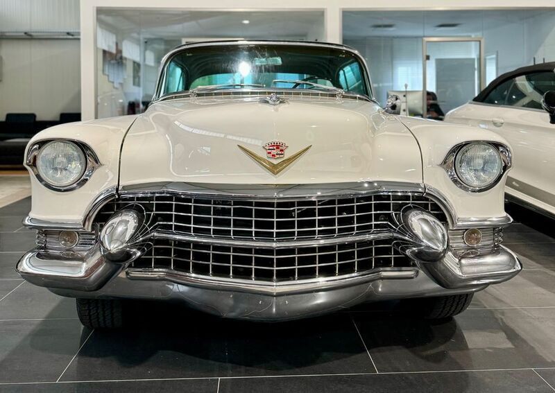 Second-hand Cadillac Deville 250 CP (183 kW) 1955 Alb Berlinǎ