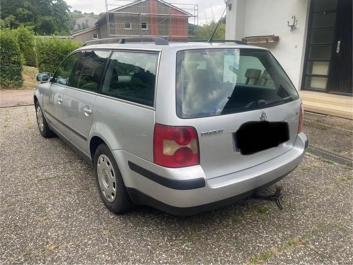 Usata VW Passat 131 CV (96 kW) 2004 Argento Station wagon
