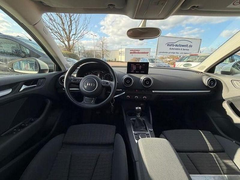 Gebraucht Audi A3 Comfort 122 PS (89 kW) 2013 Weiß Limousine