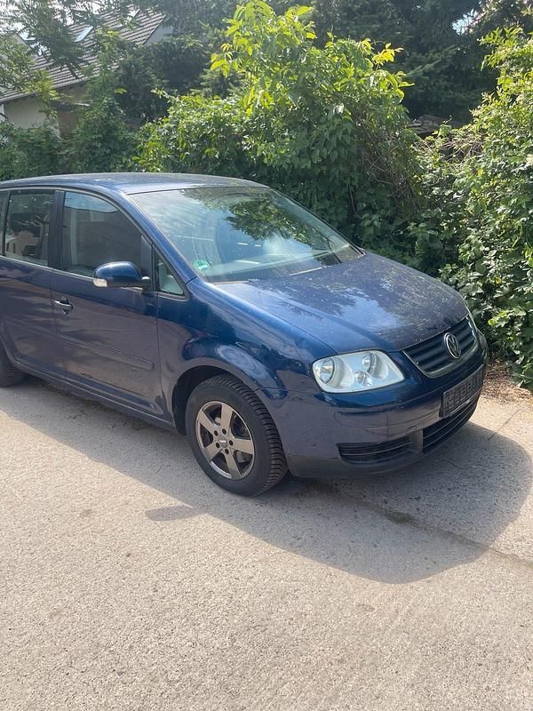 Blau Gebraucht 2005 VW Touran Van / Kleinbus | 1.200 € (Guter Preis) - Bild 1/4