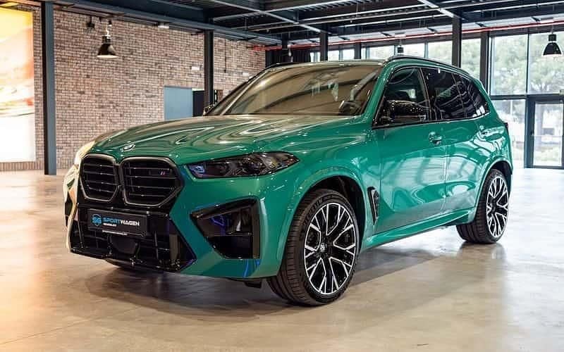 Grün Gebraucht 2025 BMW X5 M Competition Edition SUV | 142.000 € (Fairer Preis) - Bild 1/4