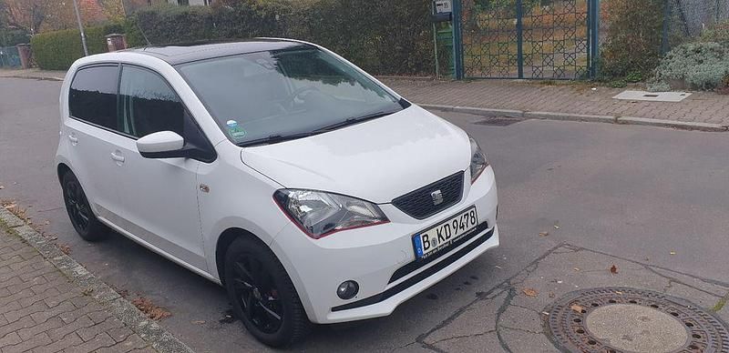 Weiß Gebraucht 2013 Seat Mii Style Kleinwagen | 4.800 € (Guter Preis) - Bild 1/4