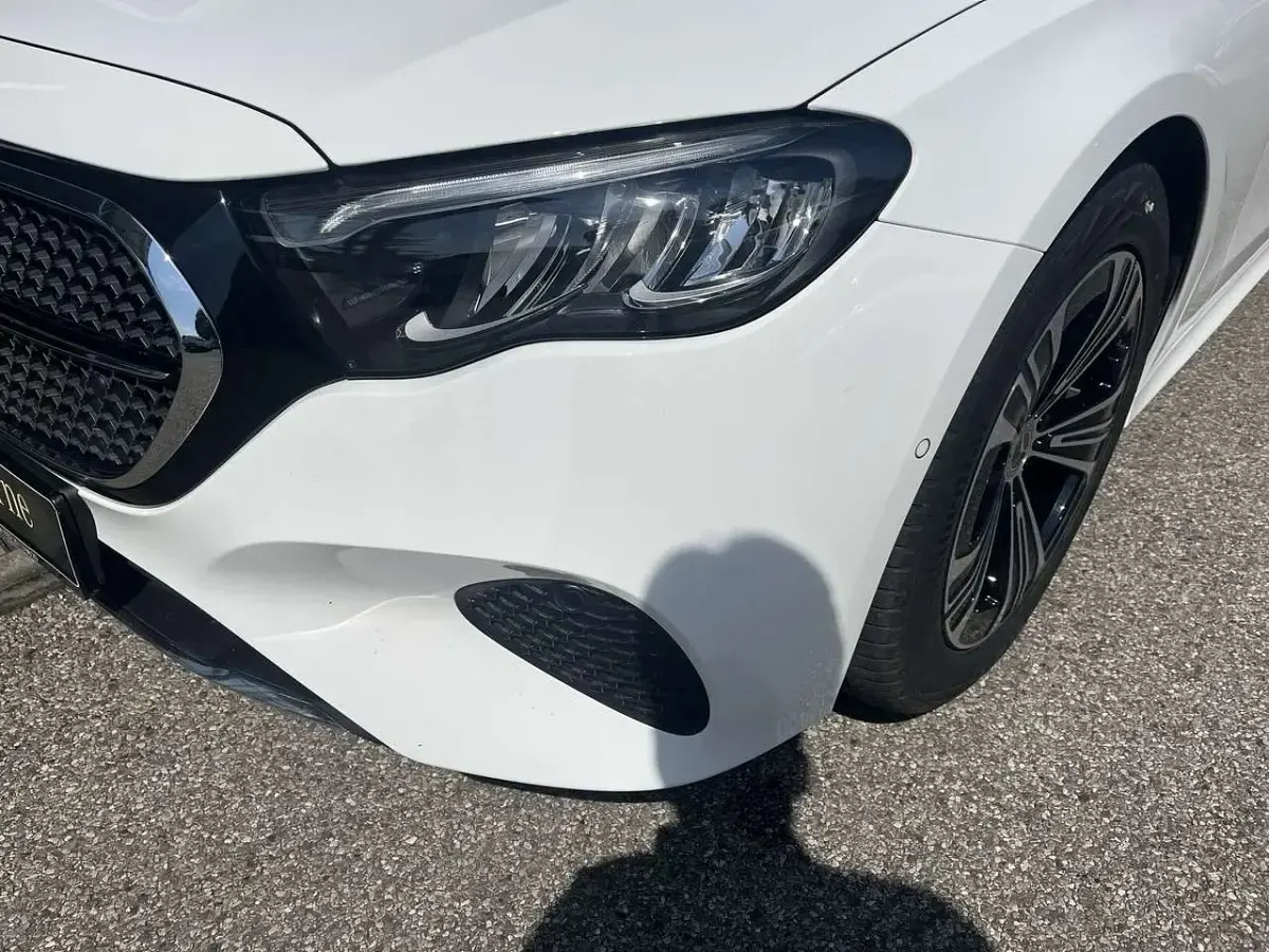 Gebraucht Mercedes E220 Avantgarde 197 PS (144 kW) 2025 Unilack polarweiß Kombi
