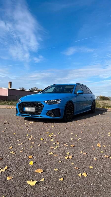 Gebraucht Audi A4 190 PS (139 kW) 2020 Blau Kombi