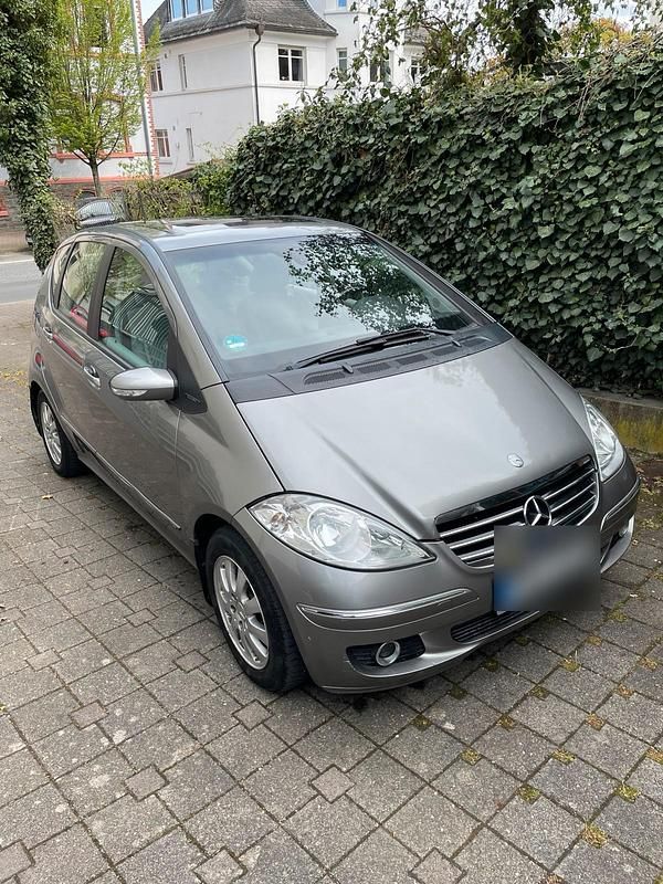 Silber Gebraucht 2005 Mercedes A170 Elegance Kleinwagen | 3.450 € (Etwas zu teuer) - Bild 1/4