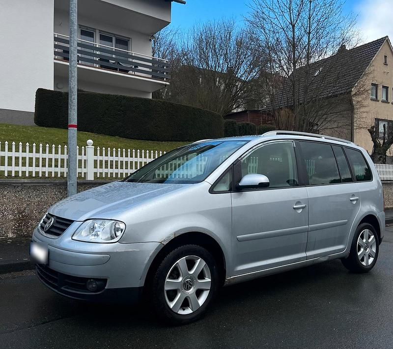 Gebraucht VW Touran 105 PS (77 kW) 2003 Silber Van / Kleinbus