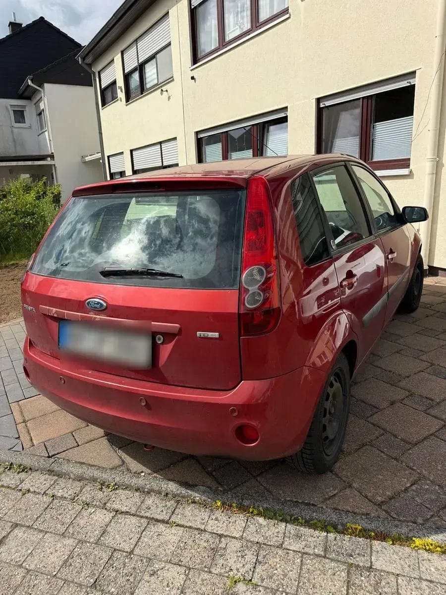 Gebraucht Ford Fiesta Ghia 90 PS (66 kW) 2006 Kleinwagen