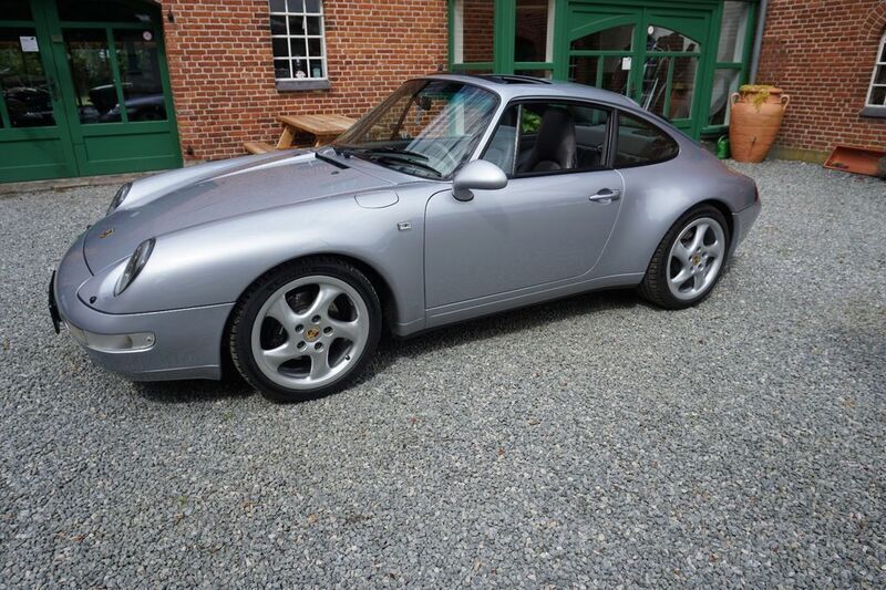 Grau Gebraucht 1996 Porsche 911 Carrera Coupé | 109.911 € - Bild 1/4