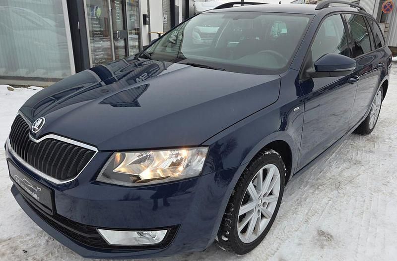 Blau Gebraucht 2016 Skoda Octavia Joy Kombi | 7.990 € (Guter Preis) - Bild 1/4