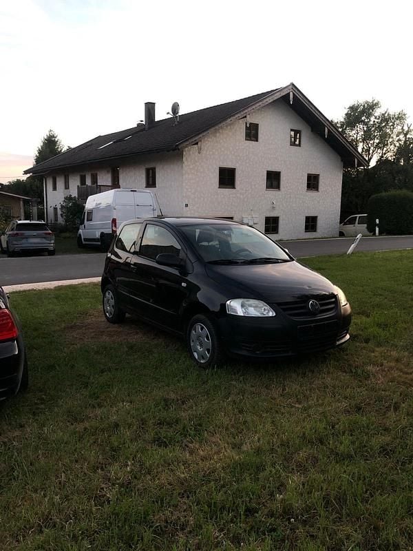 Second-hand VW Fox 40 CP (29 kW) 2007 Negru Hatchback