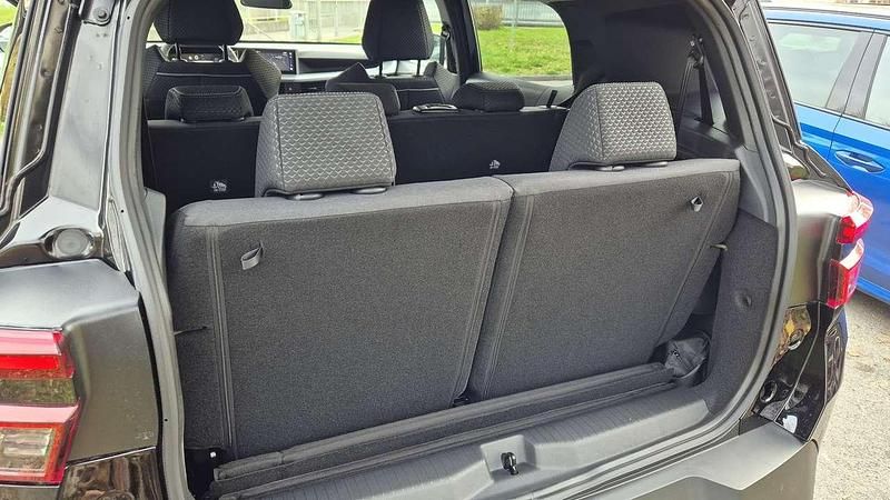 Neu Opel Frontera 136 PS (100 kW) 2025 Schwarz SUV