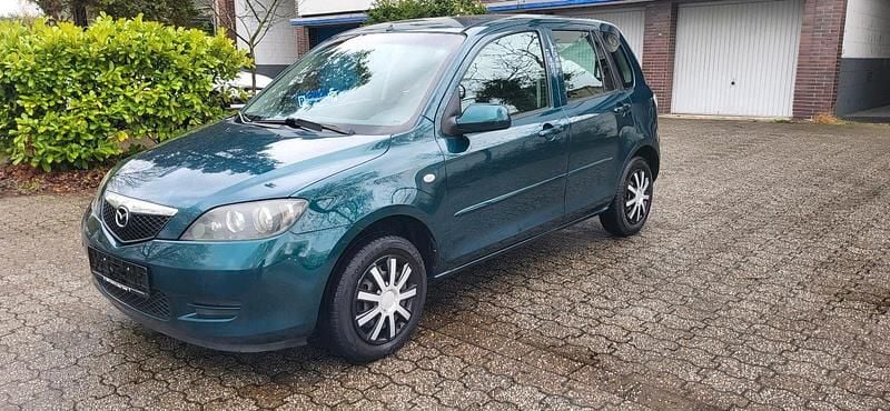 Gebraucht Mazda 2 80 PS (58 kW) 2007 Grün Kleinwagen