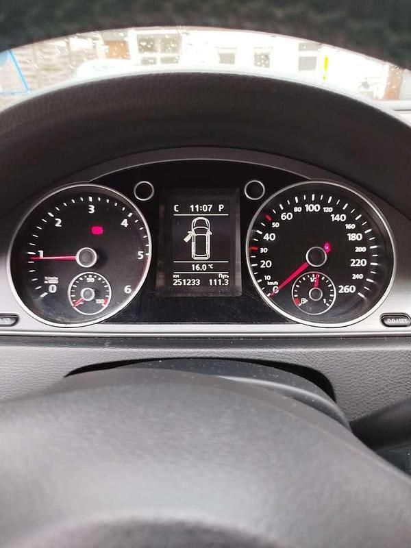 Gebraucht 2010 VW Passat Comfortline Kombi | 6.750 € - Bild 1/4