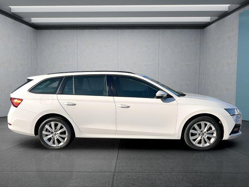 Gebraucht Skoda Octavia 150 PS (110 kW) 2024 Weiß Kombi