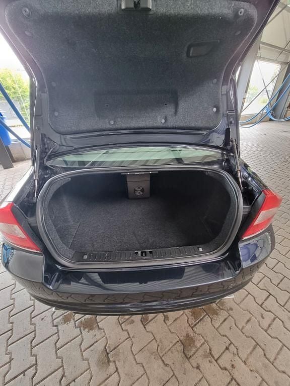 Blau Gebraucht 2012 Volvo S80 Executive Limousine | 19.999 € (Fairer Preis) - Bild 1/4