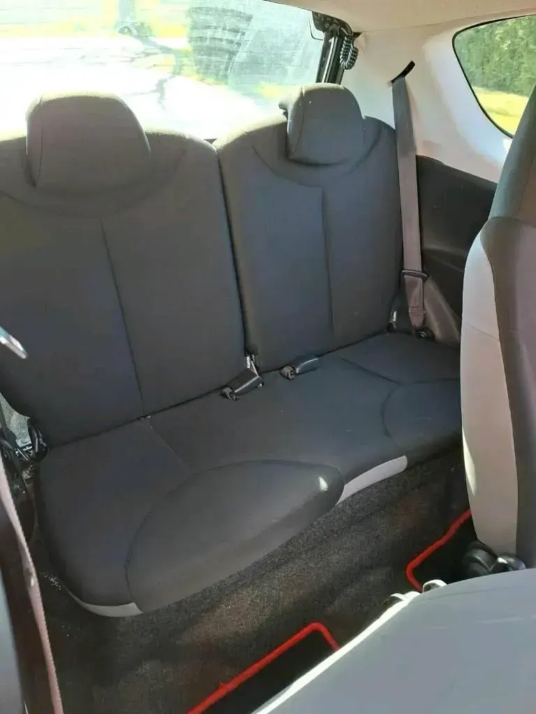 Second-hand Toyota Aygo 2014 Roșu Hatchback