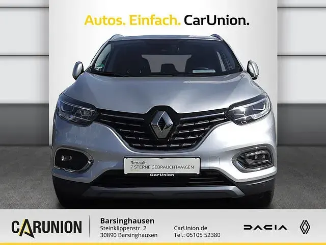 Gebraucht Renault Kadjar Techno 158 PS (116 kW) 2022 Andere farbe SUV