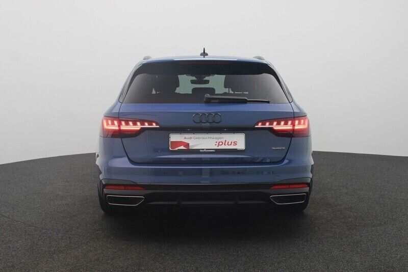 Gebraucht Audi A4 S-Line 204 PS (150 kW) 2023 Blau Kombi