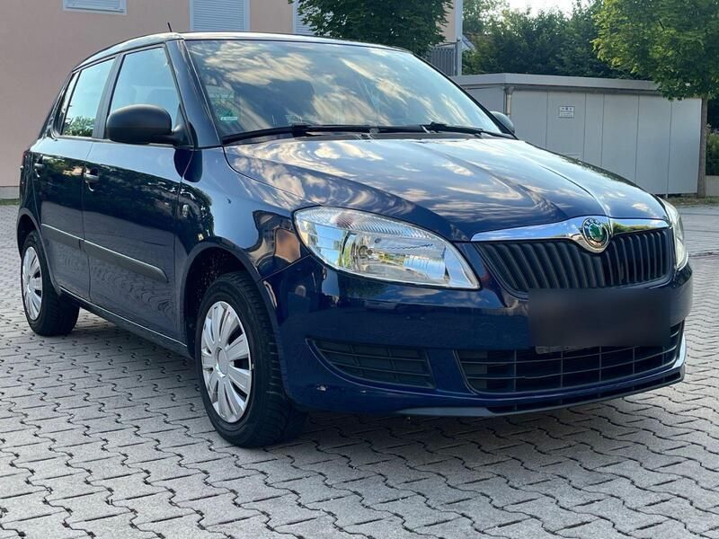 Blau Gebraucht 2012 Skoda Fabia Cool Edition Kleinwagen | 4.640 € (Guter Preis) - Bild 1/4