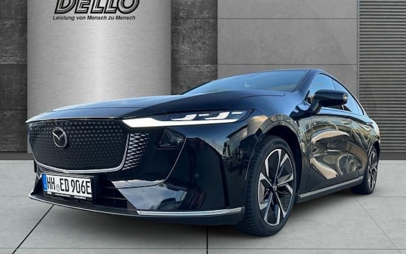 Jet black Gebraucht 2025 Mazda 6e Takumi-Line Limousine | 39.990 € (Fairer Preis) - Bild 1/4
