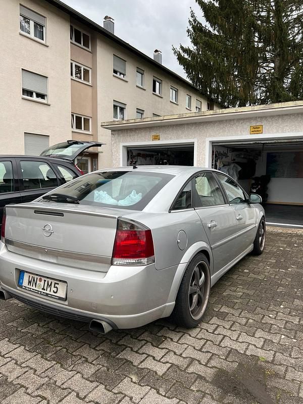 Gebraucht Opel Vectra GTS 211 PS (155 kW) 2003 Silber Limousine
