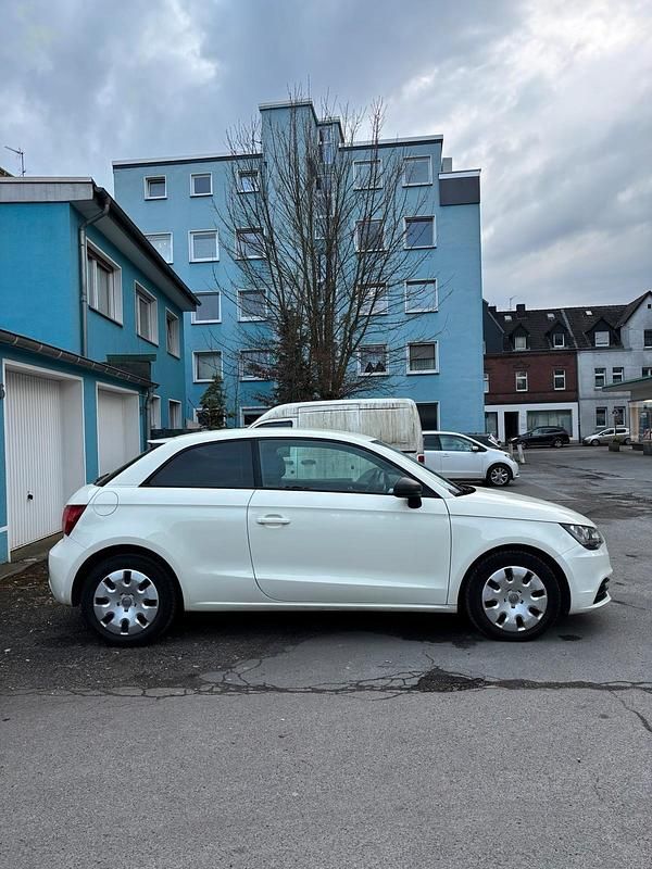 Gebraucht Audi A1 Ambition 86 PS (63 kW) 2012 Weiß Kleinwagen