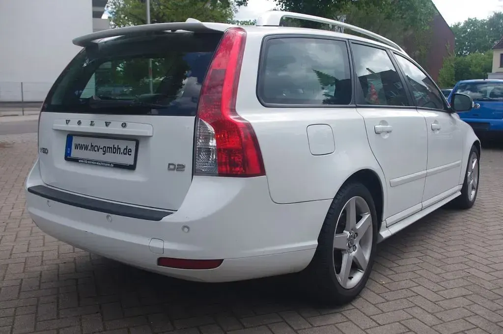 Usado Volvo V50 R-Design Pro 114 CV (83 kW) 2011 Blanco Familiar