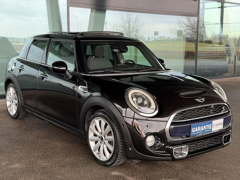 Gebraucht Mini John Cooper Works 170 PS (125 kW) 2016 Schwarz Kleinwagen