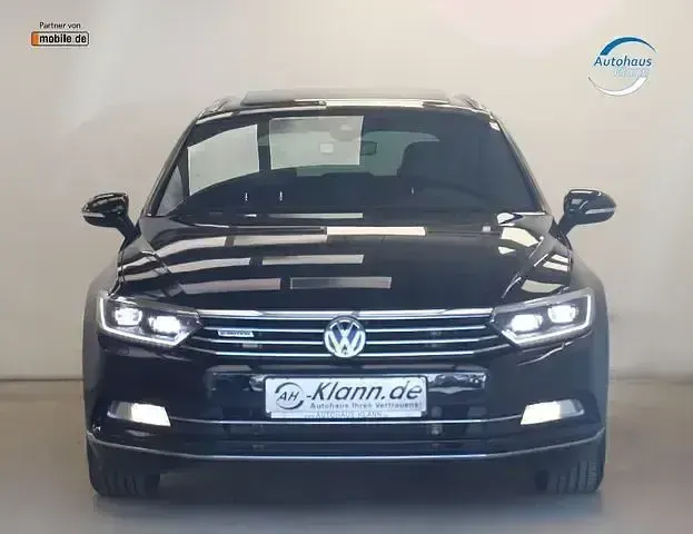 Gebraucht VW Passat R-line 190 PS (139 kW) 2017 Deep black perl (metallic) Kombi
