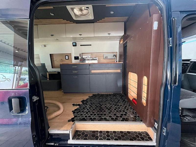 Blau Gebraucht 2013 Ford Transit Van / Kleinbus | 9.990 € (Fairer Preis) - Bild 1/4