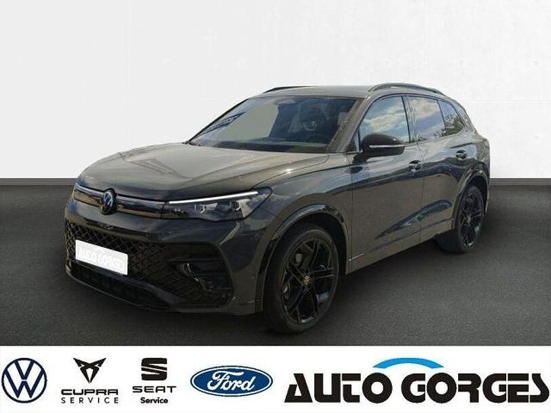 Grau Gebraucht 2025 VW Tiguan Style SUV | 43.775 € (Superpreis) - Bild 1/4