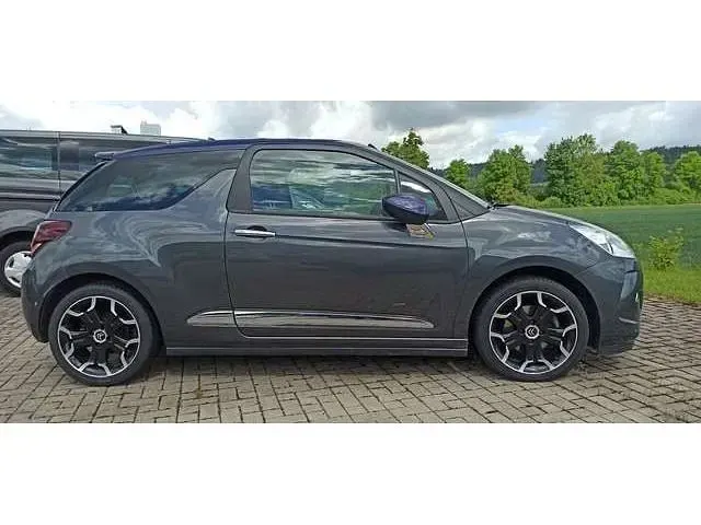 Gebraucht Citroën DS3 Cabriolet Sport Chic 156 PS (114 kW) 2014 Grau Cabrio