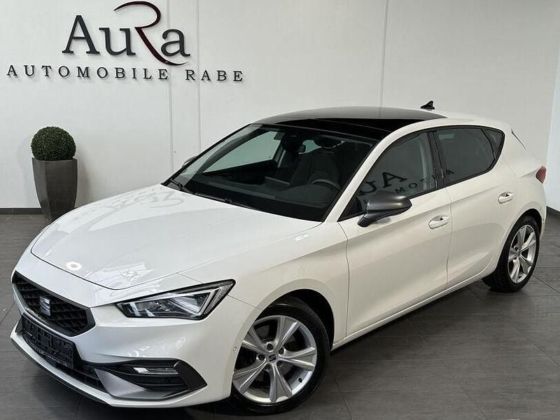Candy weiss Gebraucht 2021 Seat Leon Beats Limousine | 20.749 € (Fairer Preis) - Bild 1/4