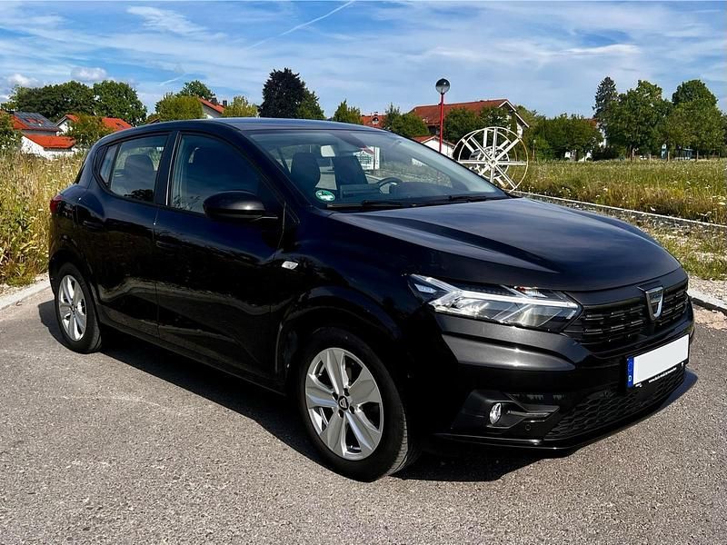 Schwarz Gebraucht 2022 Dacia Sandero Comfort Kleinwagen | 13.500 € (Fairer Preis) - Bild 1/4
