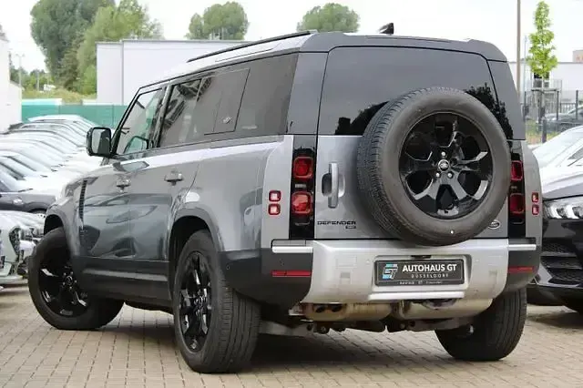 Gebraucht Land Rover Defender HSE 301 PS (221 kW) 2021 Eiger grey SUV