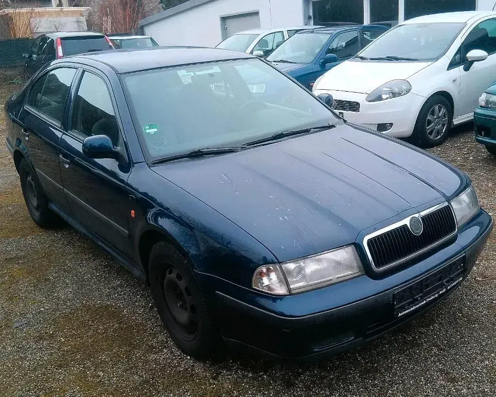 Gebraucht Skoda Octavia 116 PS (85 kW) 2000 Blau Limousine