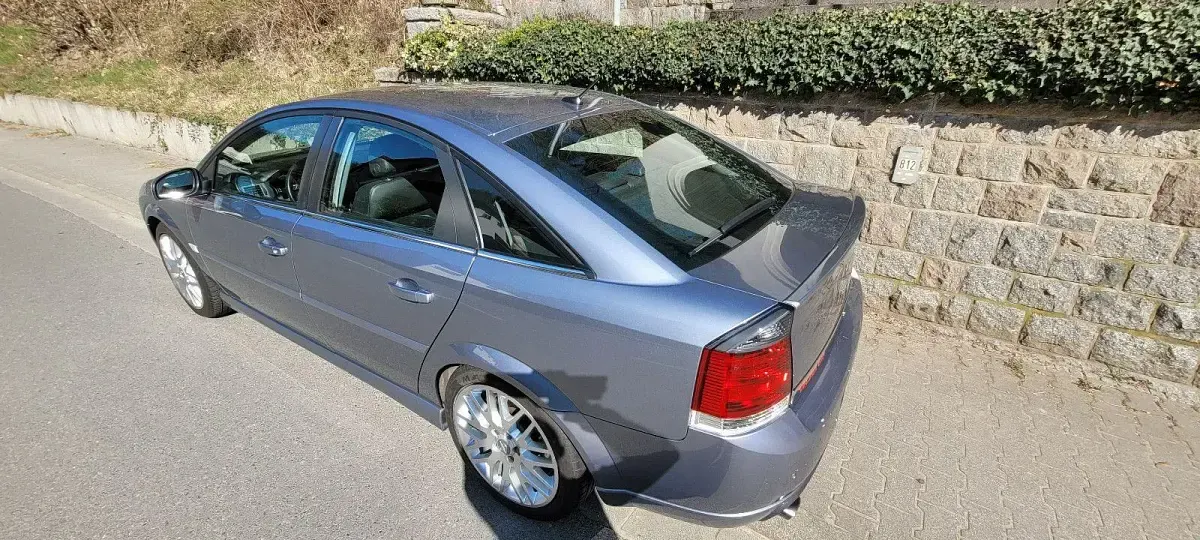 Gebraucht Opel Vectra GTS Cosmo 177 PS (130 kW) 2005 Grau Limousine