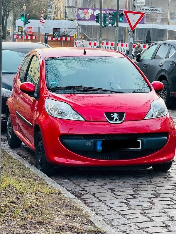 Gebraucht Peugeot 107 68 PS (50 kW) 2007 Rot Kleinwagen