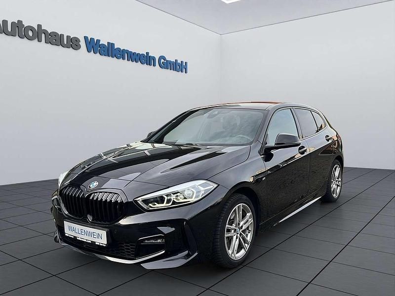 Saphirschwarz Gebraucht 2023 BMW 120 M Sport Kleinwagen | 27.700 € (Guter Preis) - Bild 1/4