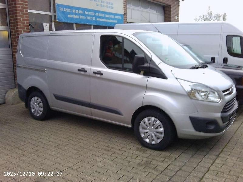 Gebraucht Ford Transit Custom Trend 155 PS (114 kW) 2014 Polarsilber metallic Van / Kleinbus