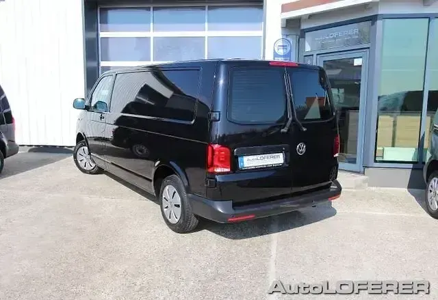 Używany VW Transporter 110 KM (80 kW) 2021 Czarny Van