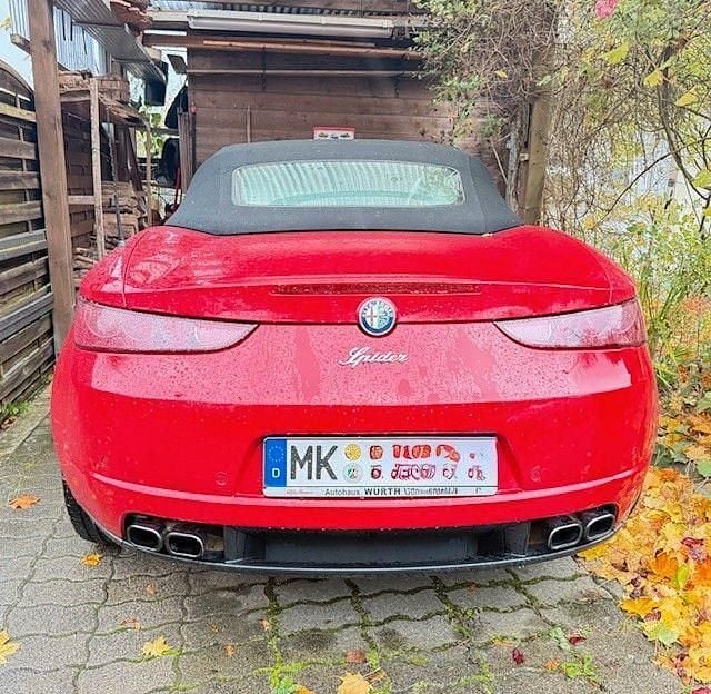 Rot Gebraucht 2008 Alfa Romeo Spider Cabrio | 13.000 € (Guter Preis) - Bild 1/4