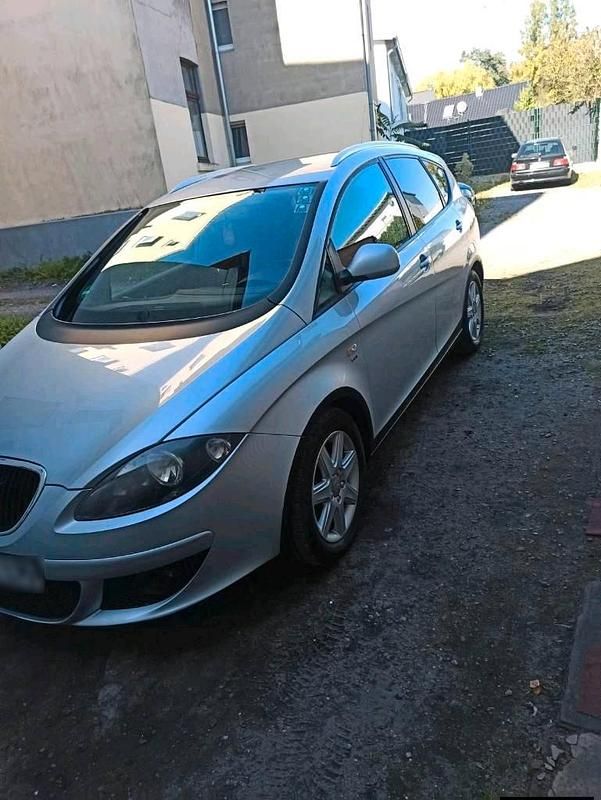 Gebraucht Seat Altea XL 140 PS (102 kW) 2008 Silber Van / Kleinbus